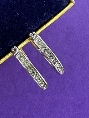 💛 Authentic Coach Silver Crystal Bar Hoop Earrings | Designer Luxury